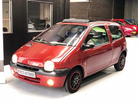 Renault Twingo - 1.2 Comfort PANORAMA STUURBEKR. APK - 1