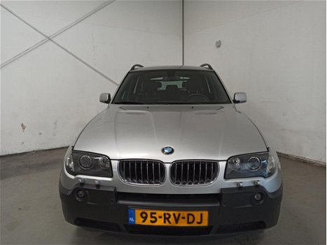 BMW X3 - 3.0d Executive - 1