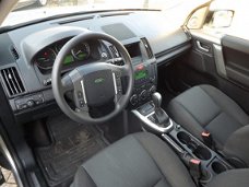 Land Rover Freelander - 2.2 TD4 S Automaat 4x4 Climate control / Verw stoelen & voorruit / Trekhaak