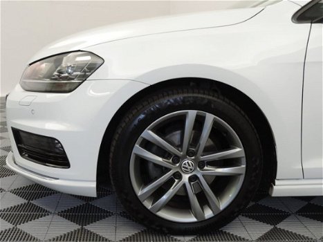 Volkswagen Golf - 1.6 TDI 140pk R-line/Edition R (xenon, navi, camera) - 1