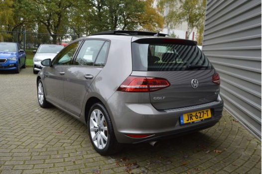 Volkswagen Golf - 1.2 TSI 110PK CONNECTED SERIES/NAVI/CLIMA/PANO-DAK/CAMERA - 1