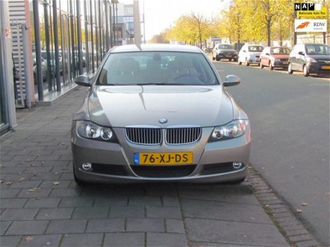 BMW 3-serie - 318i High Executive - 1