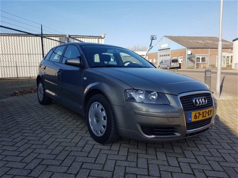 Audi A3 Sportback - 1.8 T FSI Attraction - 1