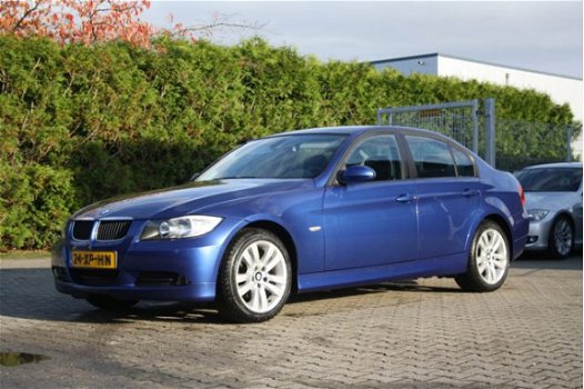 BMW 3-serie - 318i High Executive Slechts 159.000km - 1