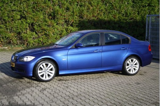 BMW 3-serie - 318i High Executive Slechts 159.000km - 1