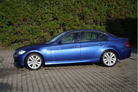 BMW 3-serie - 318i High Executive Slechts 159.000km - 1