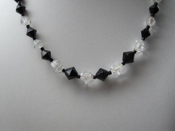 Ketting zwart en transparante glaskralen 35.5-42 cm - Afbeelding 2