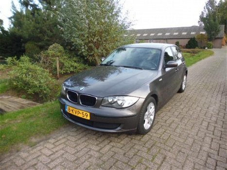 BMW 1-serie - 116i Introduction - 1