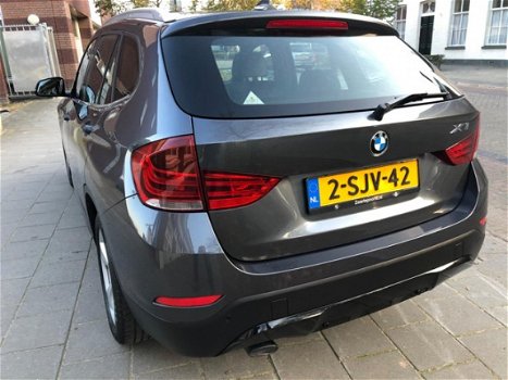 BMW X1 - 2.0d sDrive EfficientDynamics Upgrade Edition HIGH EXECUTIEVE LEER PANORAMA - 1