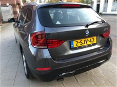 BMW X1 - 2.0d sDrive EfficientDynamics Upgrade Edition HIGH EXECUTIEVE LEER PANORAMA
