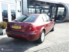 Ford Mondeo - - 2.0-16V Trend