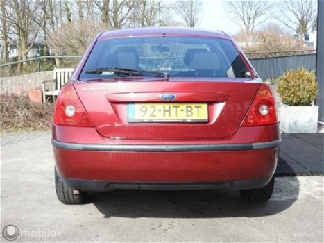 Ford Mondeo - - 2.0-16V Trend - 1