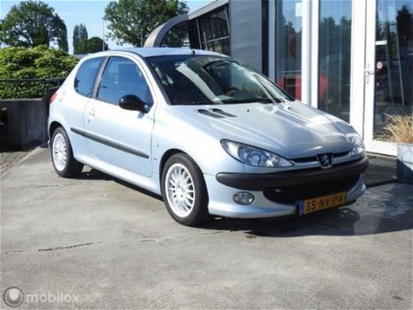 Peugeot 206 - - 2.0-16V GTI - 1