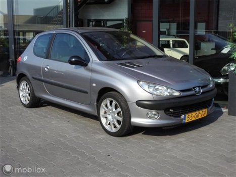 Peugeot 206 - - 2.0-16V GTI - 1