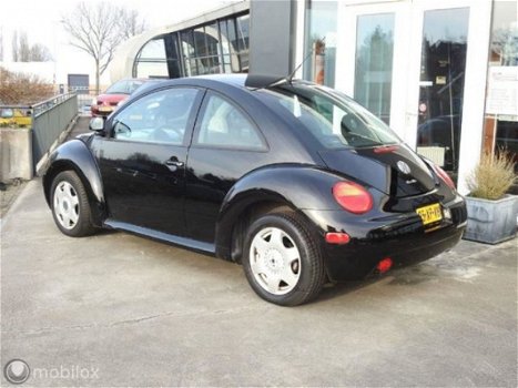 Volkswagen New Beetle - - 2.0 high - 1