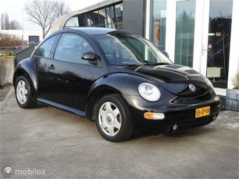 Volkswagen New Beetle - - 2.0 high - 1