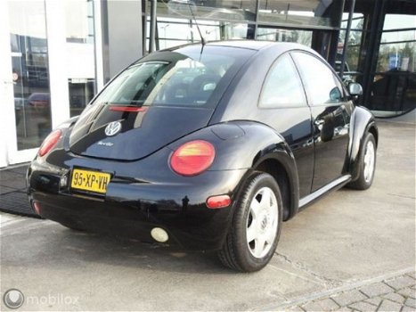 Volkswagen New Beetle - - 2.0 high - 1