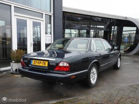 Jaguar Sovereign - 3.2 V8 - 1