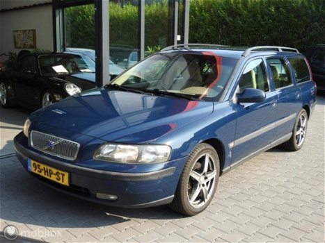 Volvo V70 - - 2.4 Comfort Line - 1