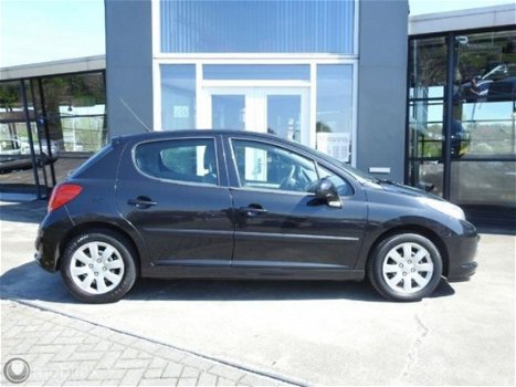 Peugeot 207 - - 1.6 VTi XT - 1