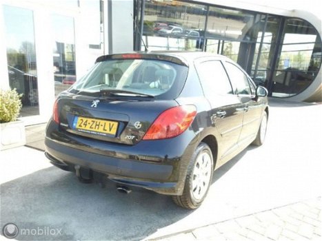 Peugeot 207 - - 1.6 VTi XT - 1