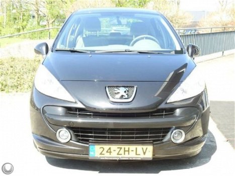 Peugeot 207 - - 1.6 VTi XT - 1