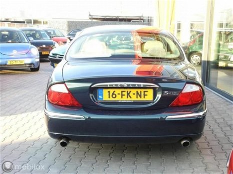 Jaguar S-type - - 4.0 V8 - 1