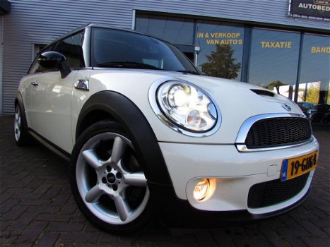 Mini Mini Clubman - 1.6 Cooper S Chili 174 pk Aut. Xenon Panorama Flippers - 1