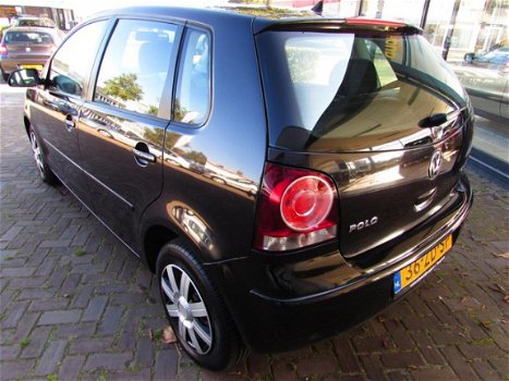 Volkswagen Polo - 1.4 TDI Optive 5 DEURS AIRCO BJ2008 - 1