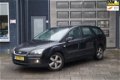 Ford Focus Wagon - 1.6-16V First Edition / Elek-Pakket / Airco / Cruise / MOTOR TIKT - 1 - Thumbnail