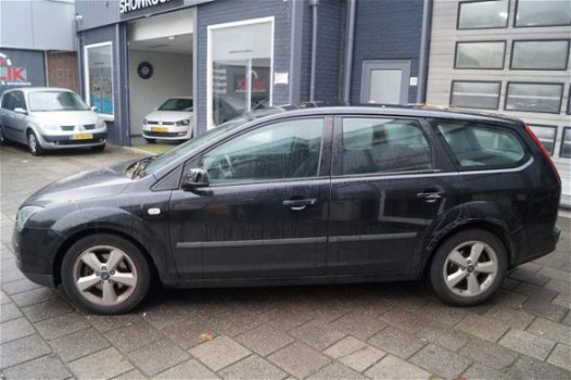 Ford Focus Wagon - 1.6-16V First Edition / Elek-Pakket / Airco / Cruise / MOTOR TIKT - 1