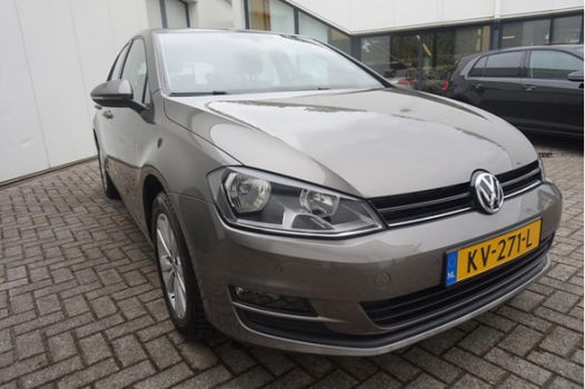 Volkswagen Golf - 1.6 TDI 110pk Comfortline | Navi | Pdc | Cruise | Climate - 1