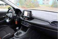 Hyundai i30 - 1.0 T-GDI First Edition | Rijklaar | Cruise | DAB+ | Navi | Clima | Camera