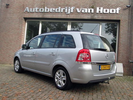 Opel Zafira - 1.6 / 7 persoons / climate control / cruise control / parkeersensoren voor en achter / - 1