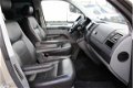 Volkswagen Transporter - T5 2.5 TDI 130 PK L2 DC Airco, Leder, Trekhaak 2500 kg - 1 - Thumbnail