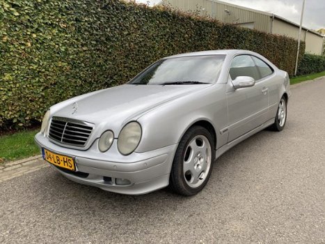 Mercedes-Benz CLK-klasse Coupé - 200 K. Elegance AUTOMAAT - 1