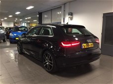 Audi A3 - 1.6 TDI ultra Edition * Navigatie MMI / Airco-ecc / 18'' LM wielen / NL auto