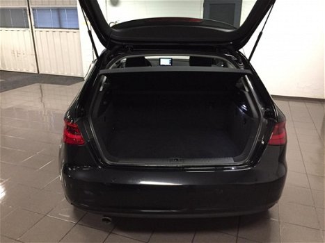 Audi A3 - 1.6 TDI ultra Edition * Navigatie MMI / Airco-ecc / 18'' LM wielen / NL auto - 1