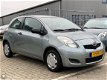 Toyota Yaris - 1.0 VVTi Acces // Rijklaar - 1 - Thumbnail