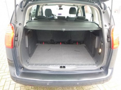 Peugeot 5008 - ST 1.6 HDI 5P Automaat + Navigatie - 1