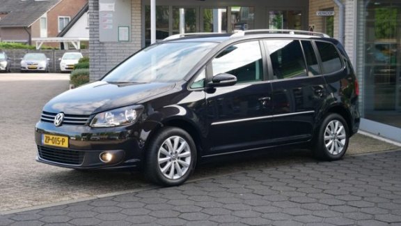 Volkswagen Touran - 1.4 TSI HIGHLINE *Clima//*Navi//Lm//Th - 1