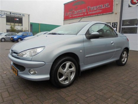 Peugeot 206 - CC 1.6-16V Bwj 2003 Km stand 140000 met NAP Mooi en Goed - 1