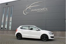 Volkswagen Polo - 1.2 TSI Highline / Navigatie / Stoelverwarming / PDC / Automaat