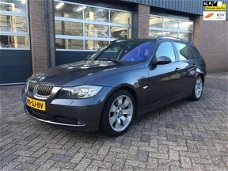 BMW 3-serie Touring - 320i High Executive