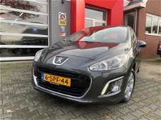 Peugeot 308 - 1.6 VTi Style Navi, Trekhaak, 4-Seizoens