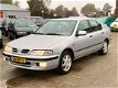 Nissan Primera - 2.0 SLX Drive Peter Mulder JR Emmer-Compascuum - 1 - Thumbnail