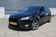 Ford Focus - 1.0 EcoBoost 125pk 5-deurs ST Line