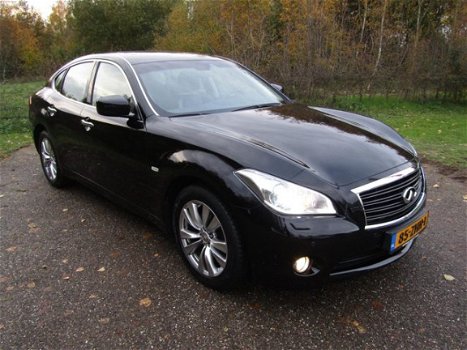 Infiniti M - M 30d GT Premium - 1