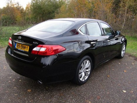 Infiniti M - M 30d GT Premium - 1