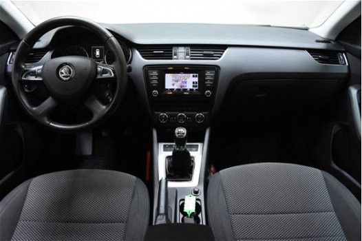 Skoda Octavia Combi - 1.6 TDI Businessline [ navi climate cruise ] - 1